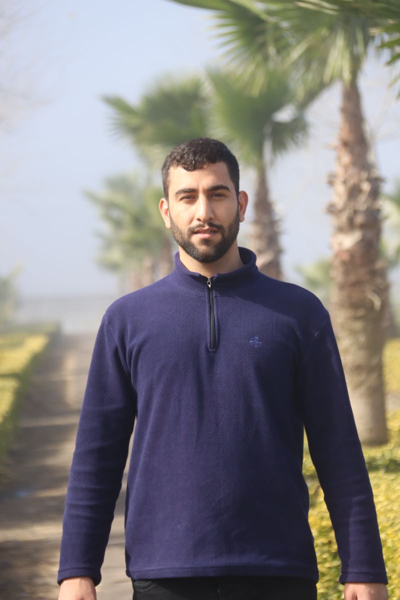 تصاویر شهید حسن شریفی از محافظان شهید امیرعلی حاجی زاده